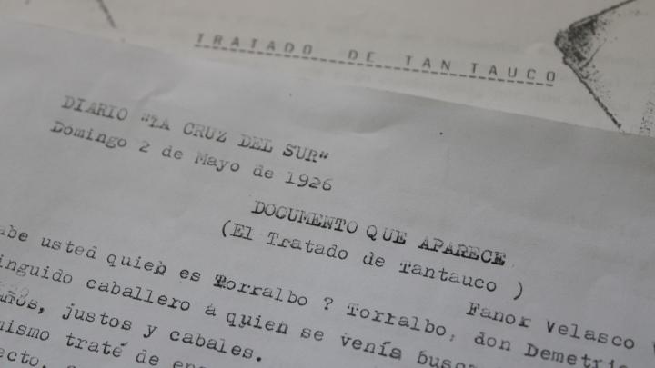 Documento facsímil del periódico La Cruz del Sur