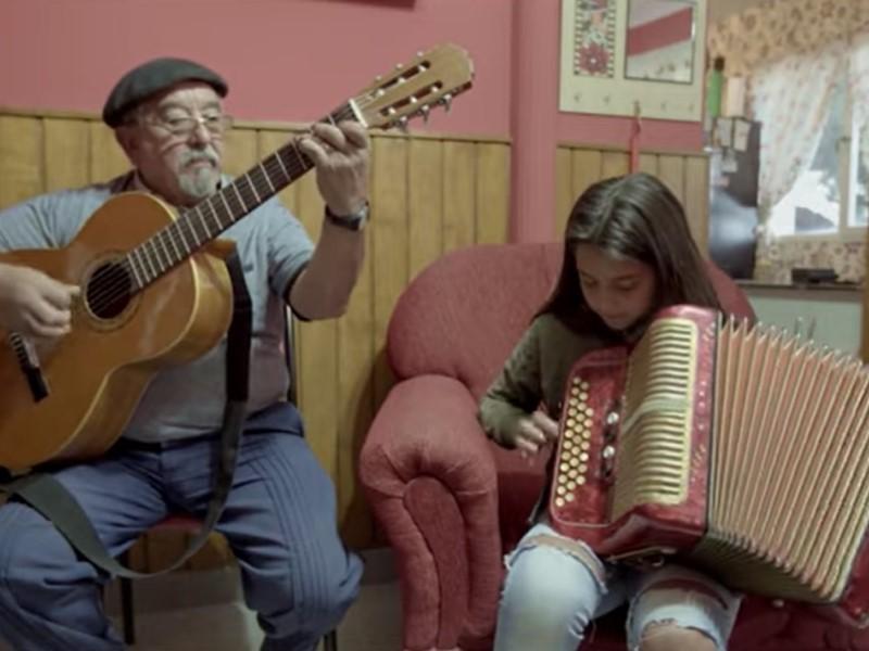 Carlos Rey y Milagros Luján. Músicos radicados en Comodoro Rivadavia, Carlos tocó 7 años con "Lalo" Sandoval.