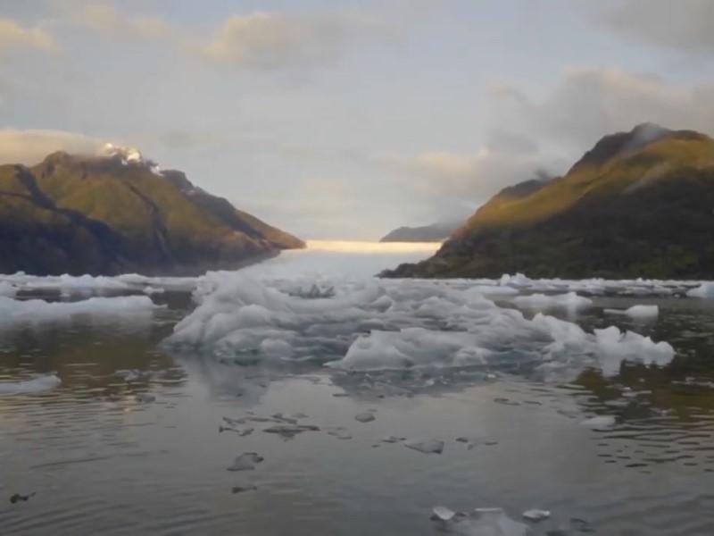Los glaciares son parte del paisaje costero de la región de Aysén