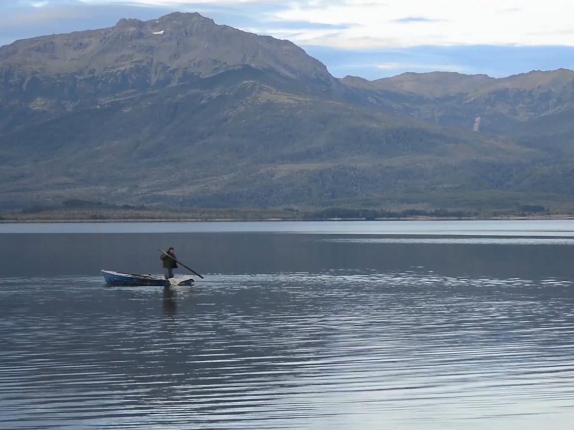 Reinaldo Caro pescando.