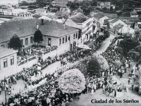 Portada catalogo exposición temporal Ciudad de los sueños