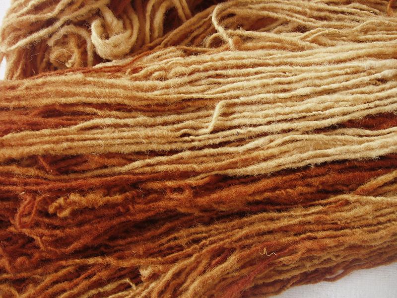 Edita Raimapo. Madeja teñida (detalle)