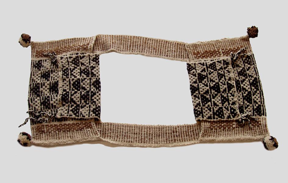 Mercedes Aguilar. Alforja de tejido matra