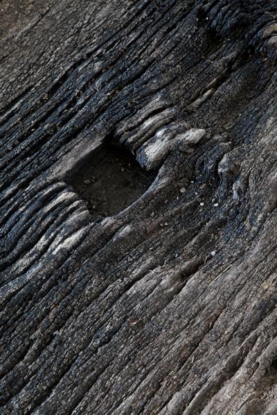 Cavidad cuadrangular en la superficie (detalle 2)