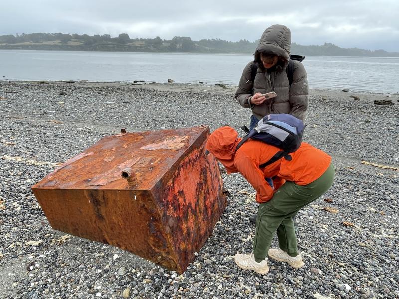 Hallazgos encontrados durante los recorridos por la isla.