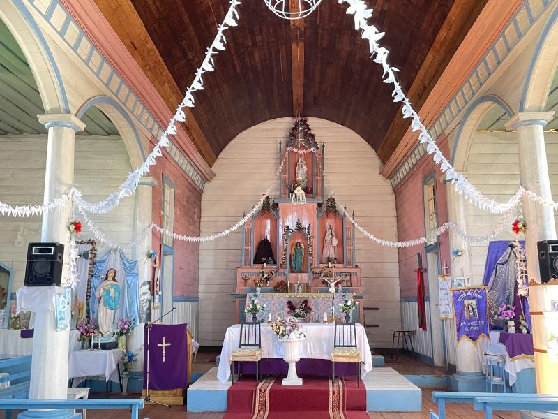 Visita a la Iglesia de Los Ángeles, Isla de Quehui