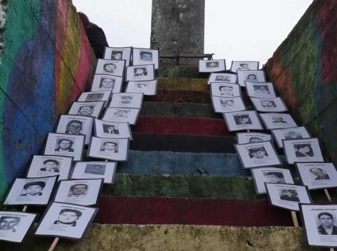 Sitio de memoria Monolito cercano al puente Carretero, comuna de San Pablo.